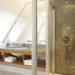 Hotel Langwieder *