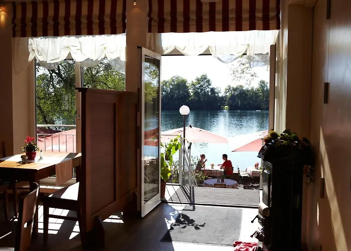 希尔朗格维尔德酒店 酒店 *