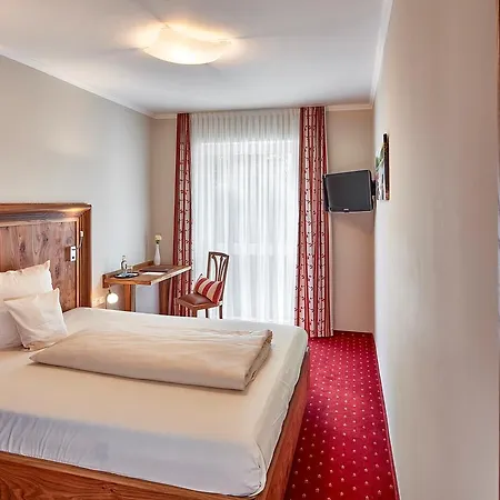 Hotel Langwieder 3*
